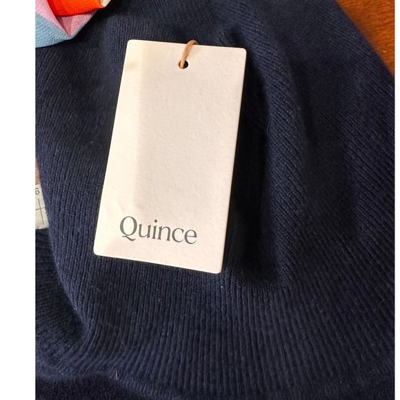 Quince NWT SZ XL True Navy Mongolian Cashmere Turtleneck Sweater   Soft Warm - Picture 9 of 12